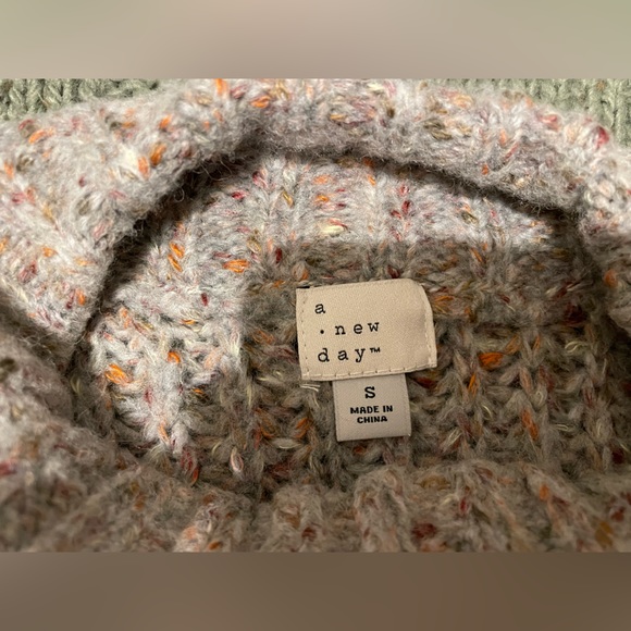 Target Sweater - Picture 3 of 3